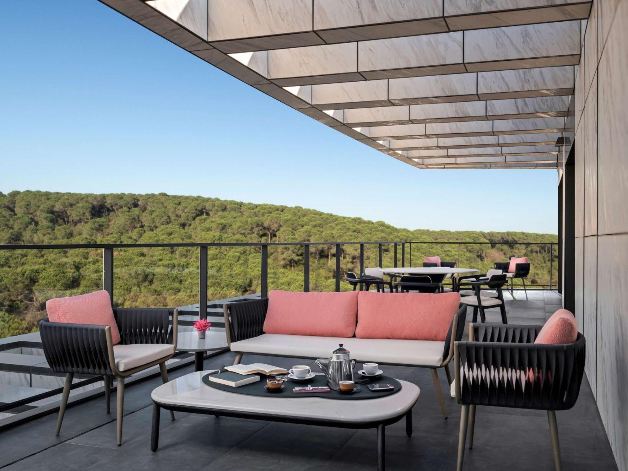 Отель Moevenpick Living Istanbul Saklivadi Экстерьер фото