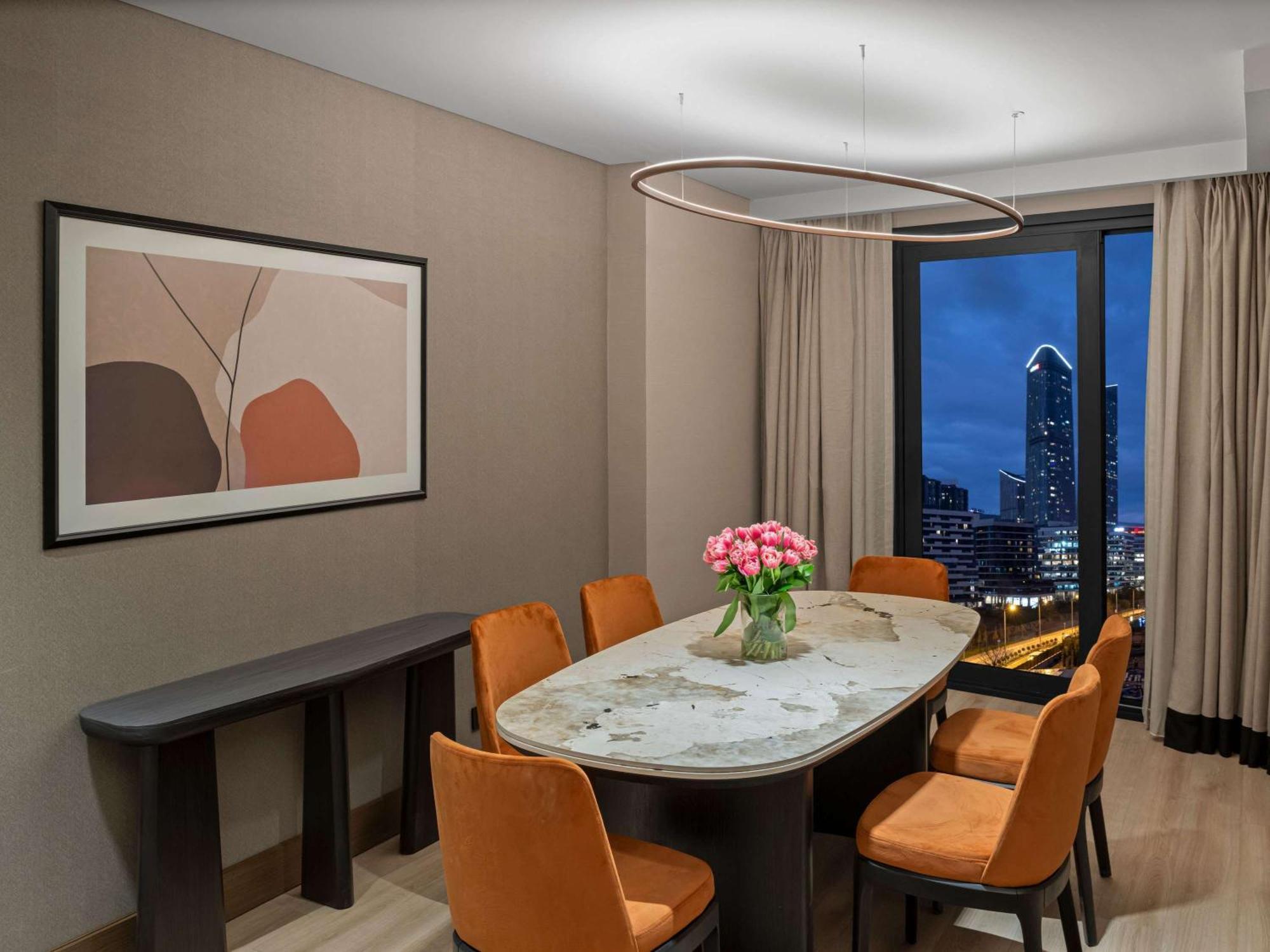 Отель Moevenpick Living Istanbul Saklivadi Экстерьер фото