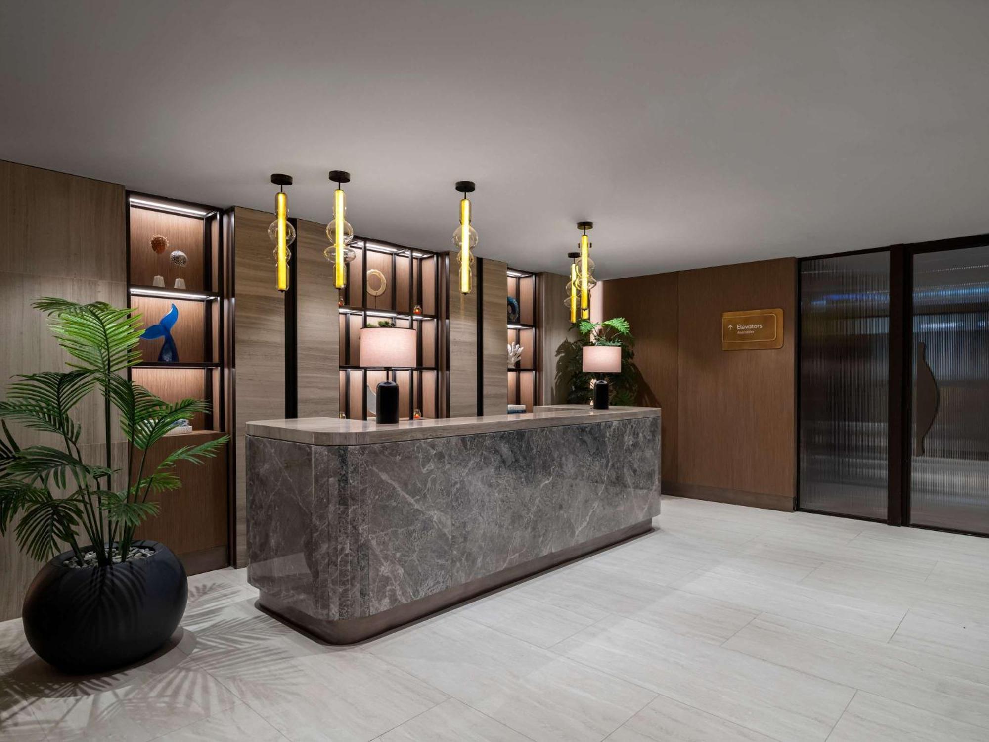Отель Moevenpick Living Istanbul Saklivadi Экстерьер фото